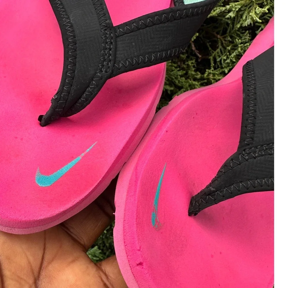Nike Ultra Celso Girl Thong Women's Sandals Size 9 Pink